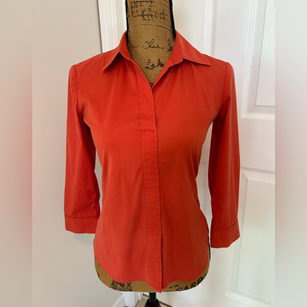 Theory button down shirt. Beautiful color